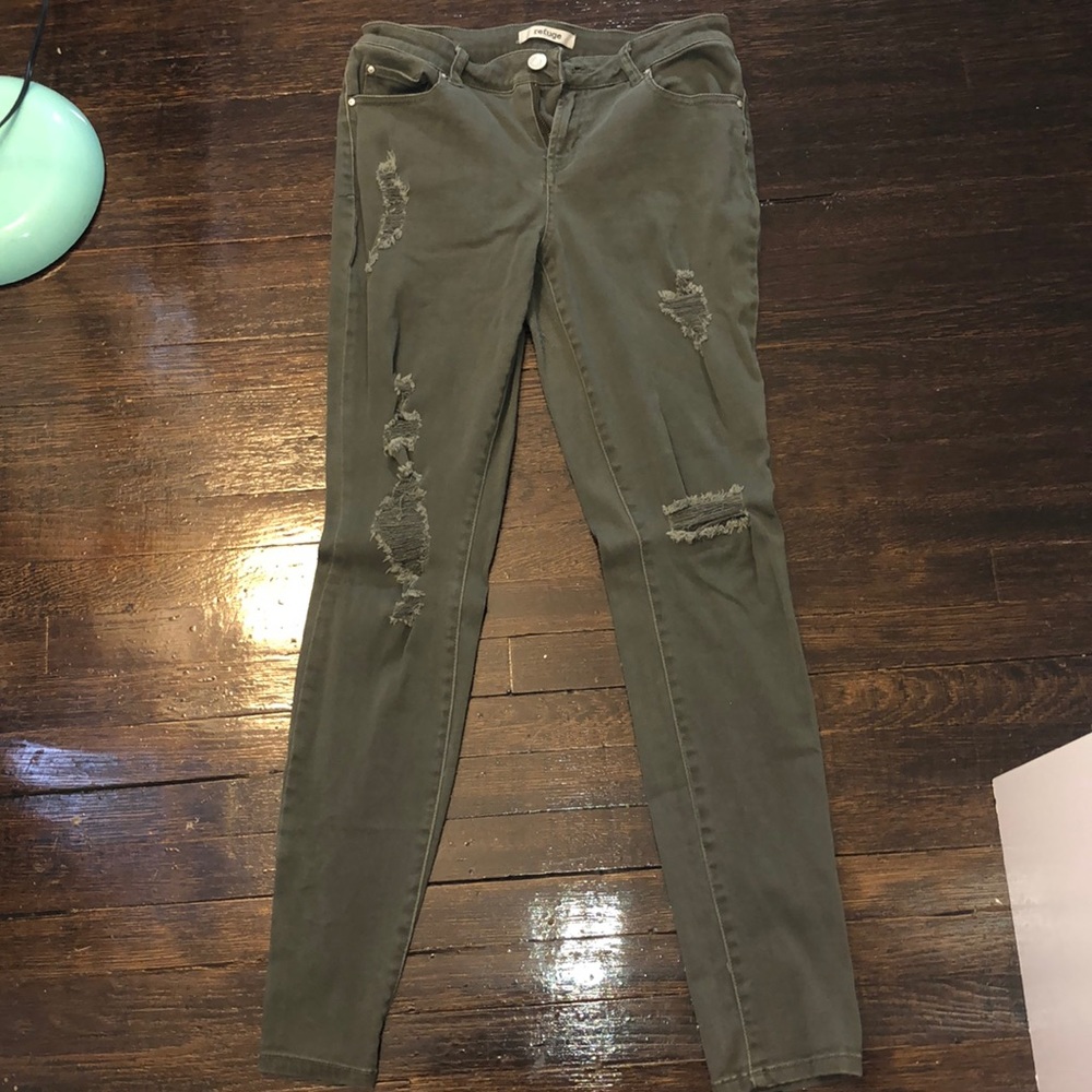Ripped jeans
